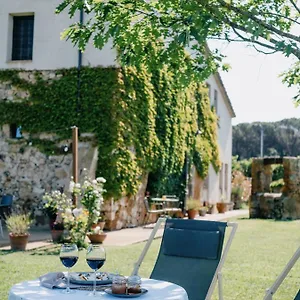 Farm stay Can Serra 1786, Llagostera